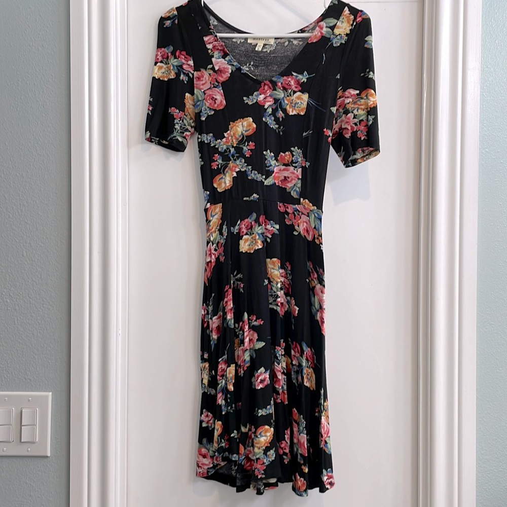 Floral V-neck Dress S